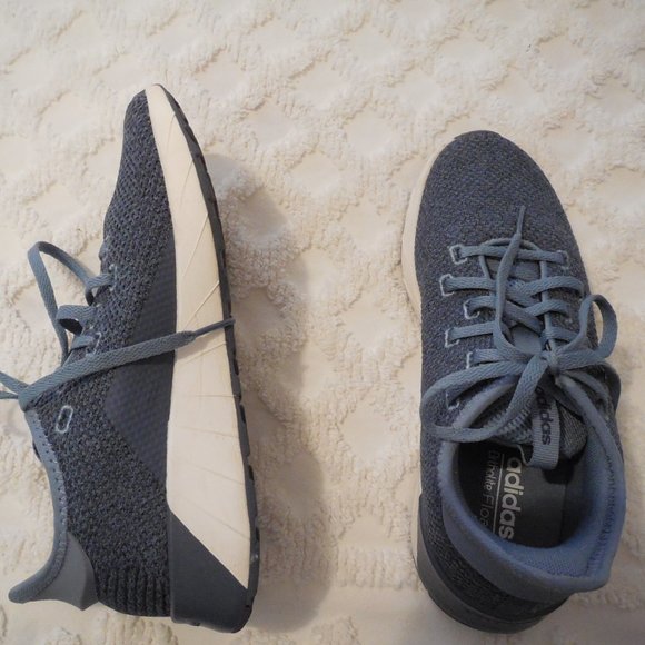 adidas shoes size 5.5 LIKE NEW - Picture 2 of 7